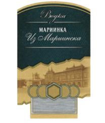 Товарный знак №739498, принадлежит организации Акционерное общество "Мариинский ликеро-водочный завод", ОГРН 1024201368696, ИНН 4213003050