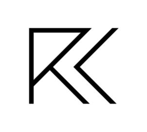 Товарный знак №760744, принадлежит ИП Карамова Римма Мухаматфаимовна, ОГРНИП 319508100246500, ИНН 504905768907