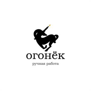 Товарный знак №957715, принадлежит ИП Суслова Полина Алексеевна, ОГРНИП 317595800040970, ИНН 590204445496