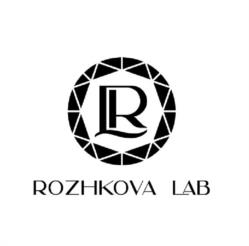 Товарный знак №997555, принадлежит ИП Рожкова Ольга Викторовна, ОГРНИП 322619600105585, ИНН 616605535870